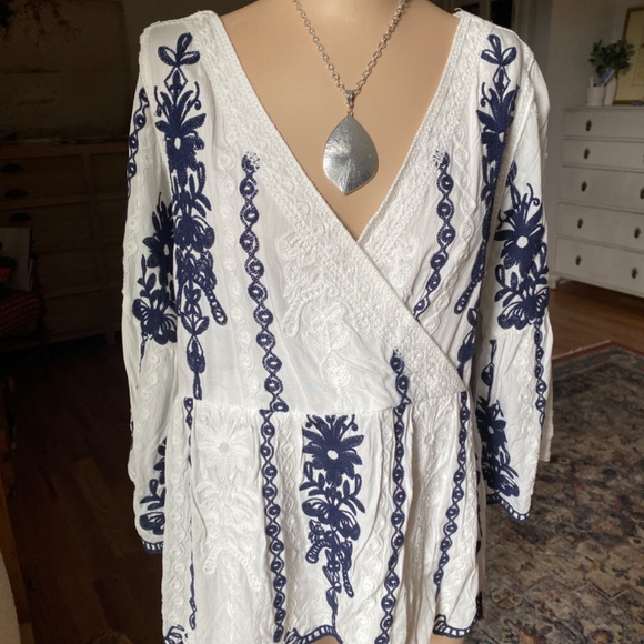 Blue and White Blouse - Size L - Picture 2 of 8